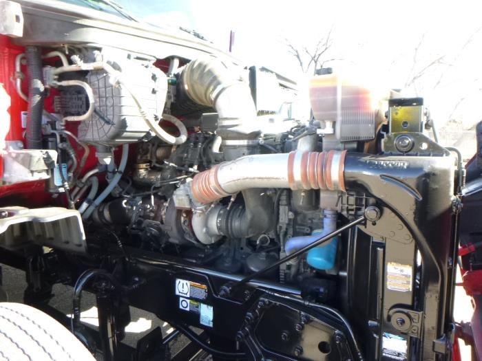 2021 Peterbilt 579 Base