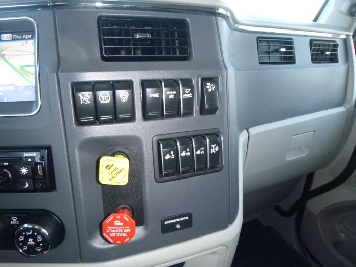 2021 Peterbilt 579 Base