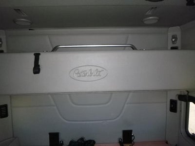 2021 Peterbilt 579 Base