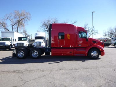 2021 Peterbilt 579 Base