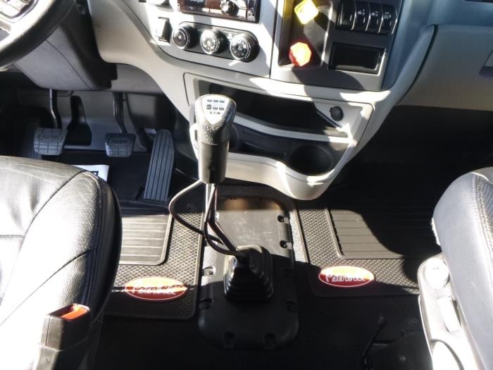 2022 Peterbilt 579 Base