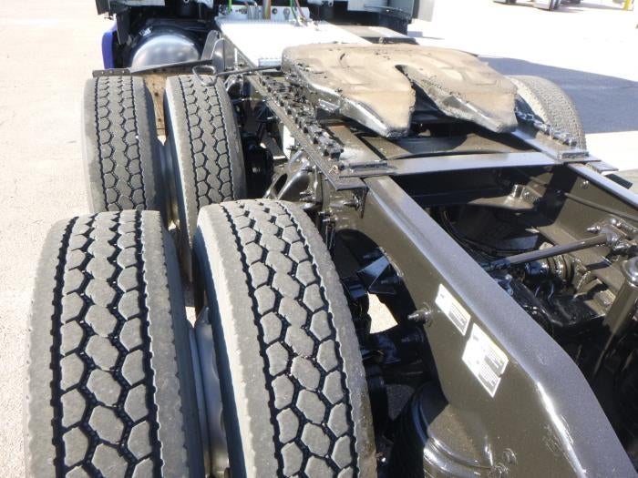 2022 Peterbilt 579 Base