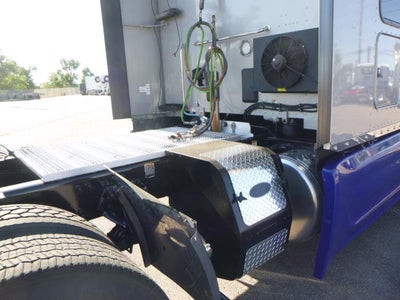 2022 Peterbilt 579 Base