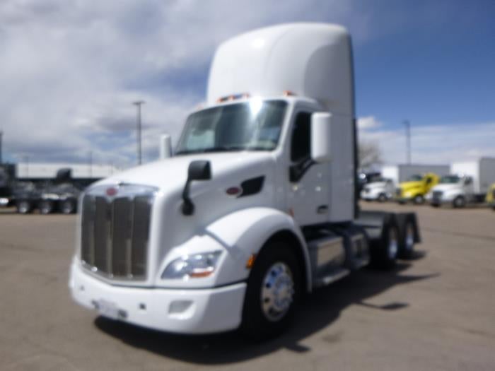 2020 Peterbilt 579 Base