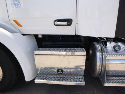 2020 Peterbilt 579 Base