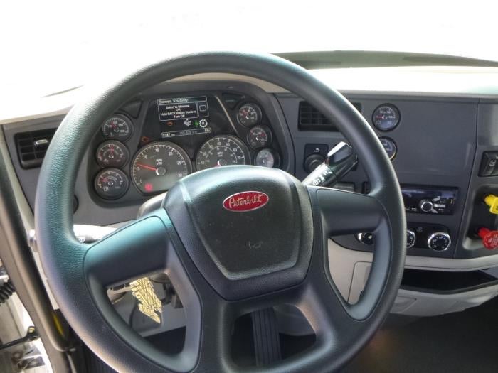 2020 Peterbilt 579 Base