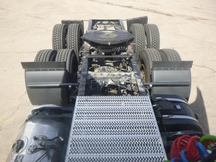 2020 Peterbilt 579 Base