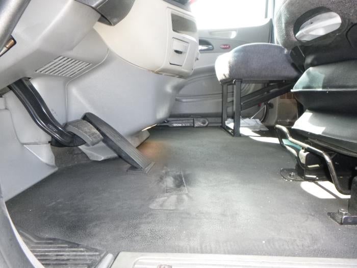 2020 Peterbilt 579 Base