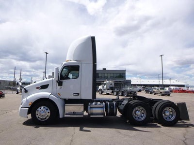 2020 Peterbilt 579 Base