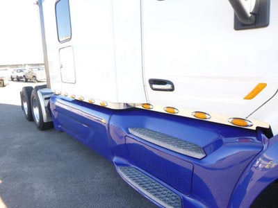2021 Peterbilt 579 Base