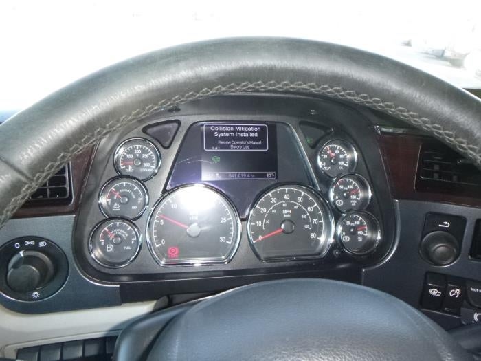 2021 Peterbilt 579 Base