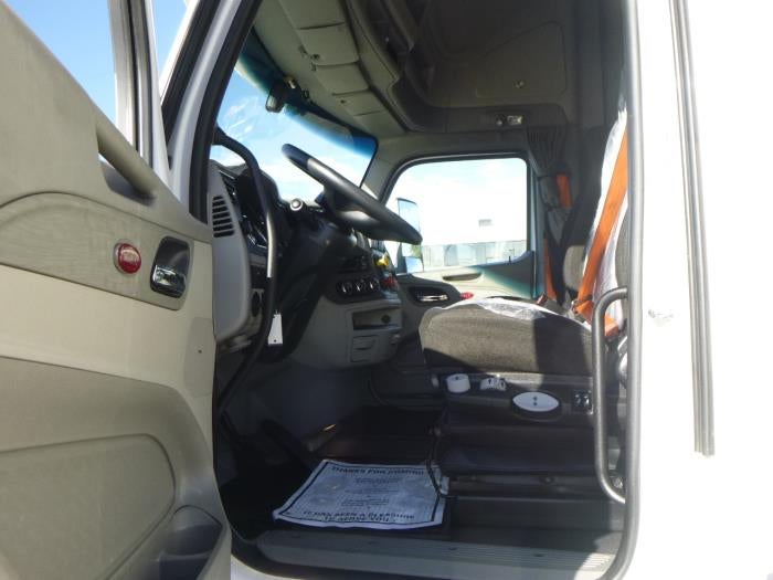 2021 Peterbilt 579 Base