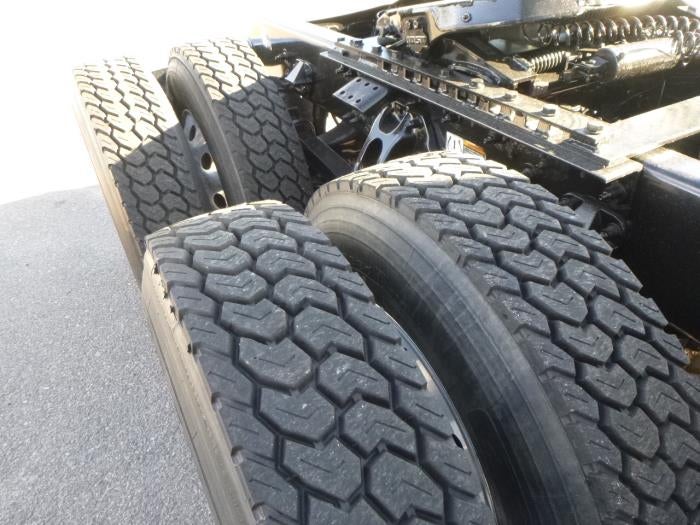 2021 Peterbilt 579 Base