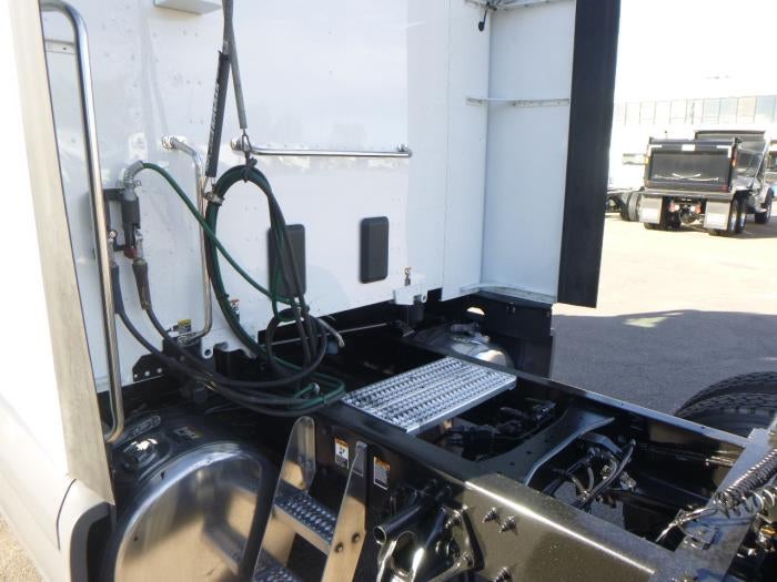 2021 Peterbilt 579 Base