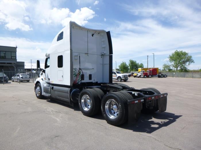 2021 Peterbilt 579 Base