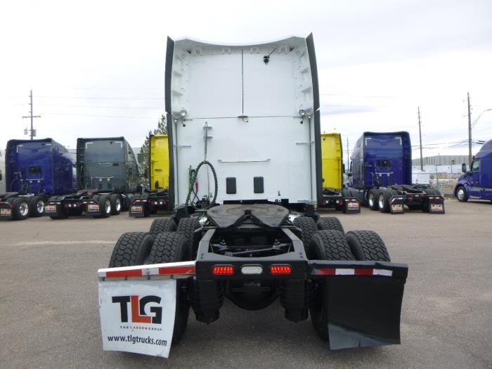 2021 Peterbilt 579 Base