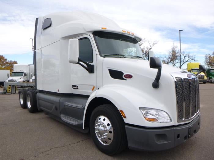 2021 Peterbilt 579 Base