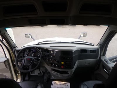 2022 Peterbilt 579 Base