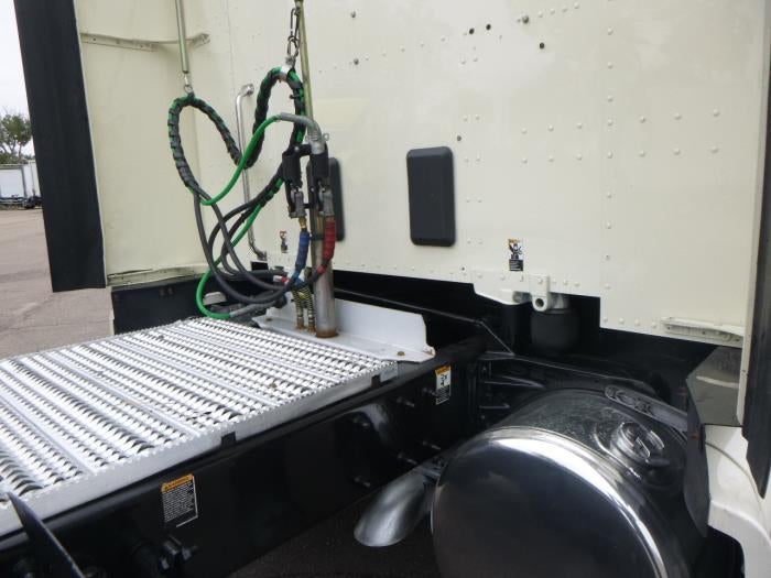 2022 Peterbilt 579 Base