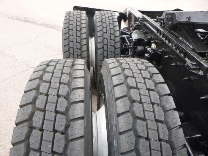 2022 Peterbilt 579 Base