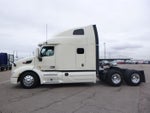 2022 Peterbilt 579 Base