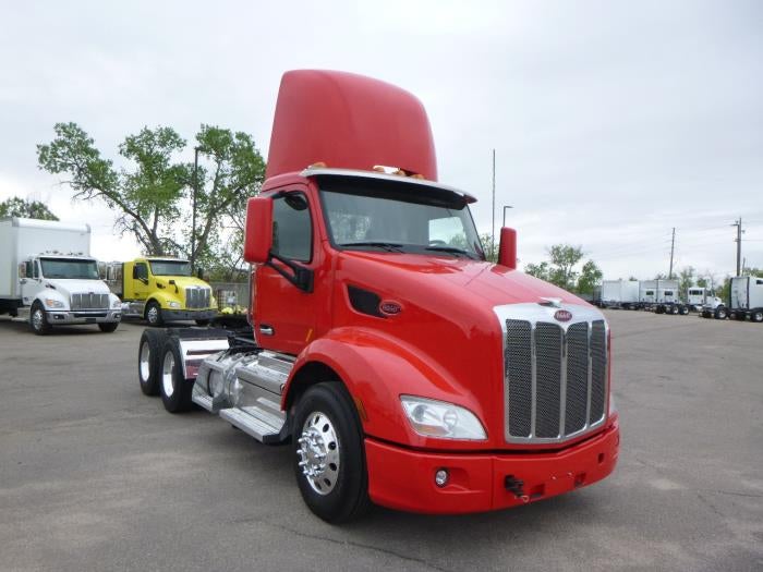 2020 Peterbilt 579 Base