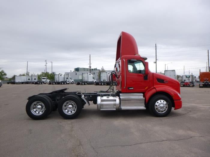 2020 Peterbilt 579 Base