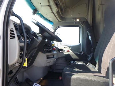 2021 Peterbilt 579 Base