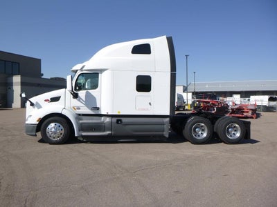 2021 Peterbilt 579 Base