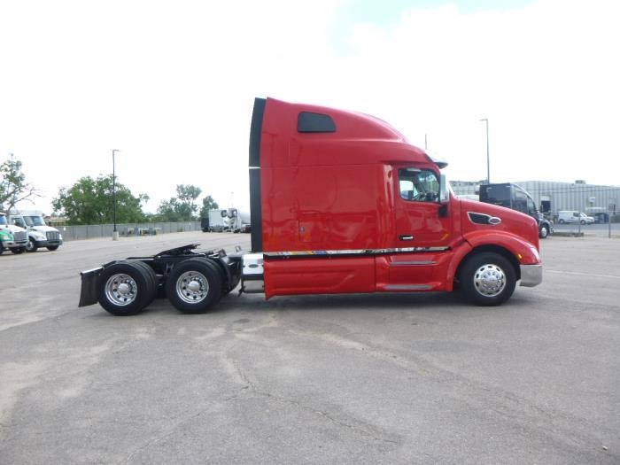 2020 Peterbilt 579 Base