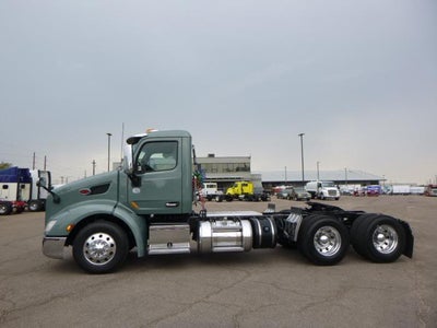 2021 Peterbilt 579 Base