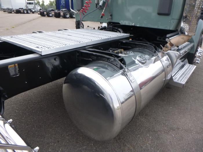 2021 Peterbilt 579 Base