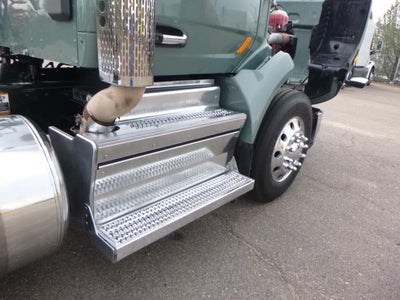 2021 Peterbilt 579 Base