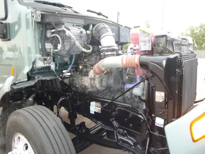 2021 Peterbilt 579 Base