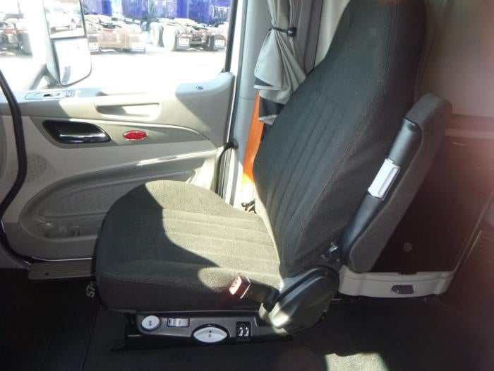 2021 Peterbilt 579 Base