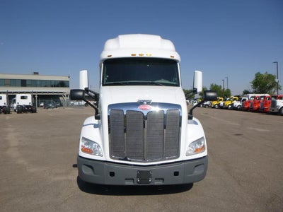 2021 Peterbilt 579 Base