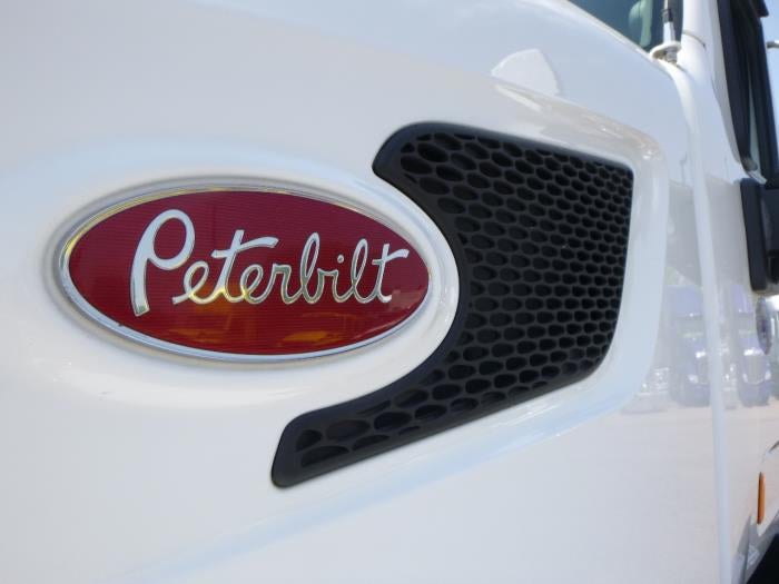 2022 Peterbilt 567 Base