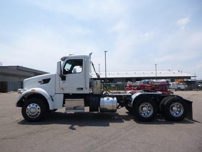 2022 Peterbilt 567 Base