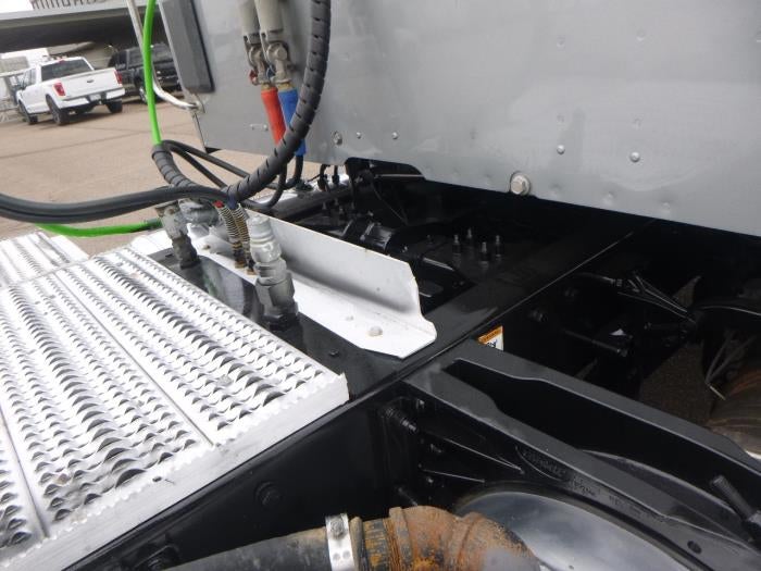 2021 Peterbilt 567 Base