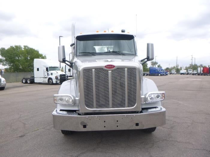 2021 Peterbilt 567 Base