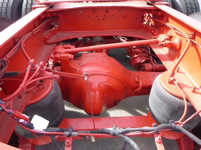 2023 Peterbilt 567 Base