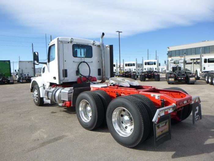 2023 Peterbilt 567 Base