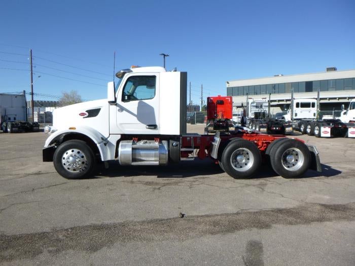 2023 Peterbilt 567 Base
