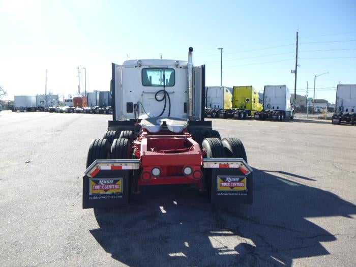 2023 Peterbilt 567 Base