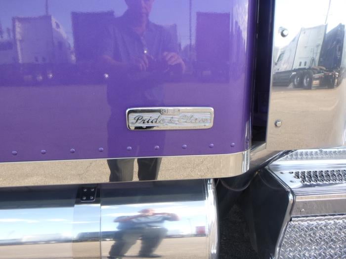 2023 Peterbilt 389 Base