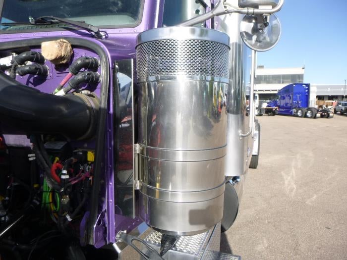 2023 Peterbilt 389 Base