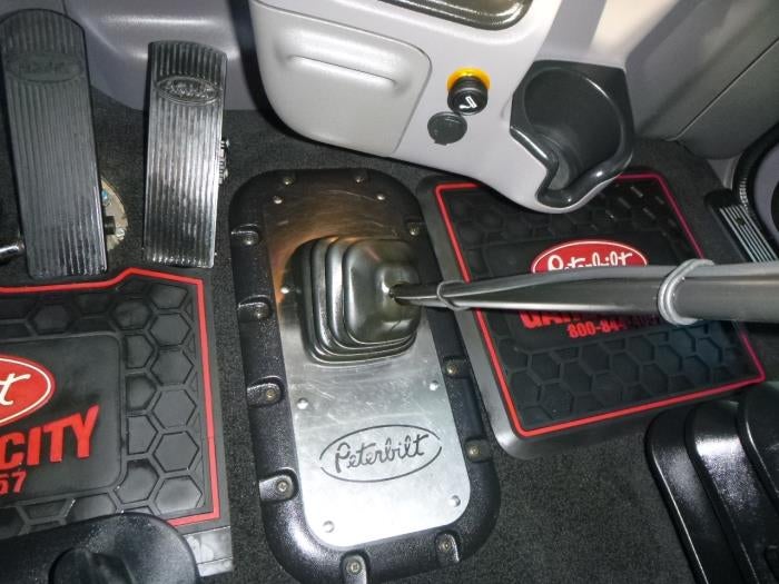 2023 Peterbilt 389 Base