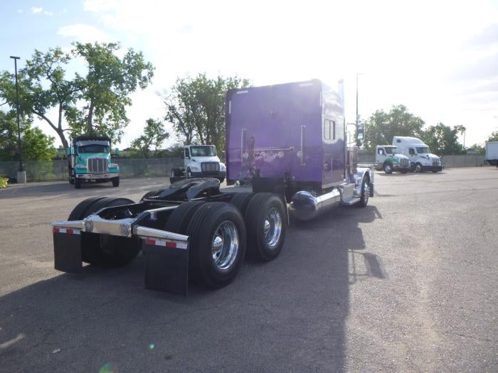 2023 Peterbilt 389 Base