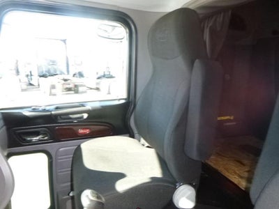 2020 Peterbilt 389 Base