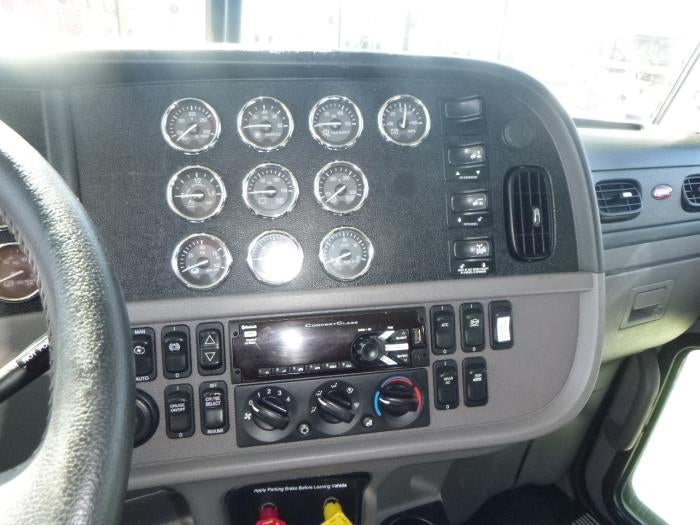 2020 Peterbilt 389 Base